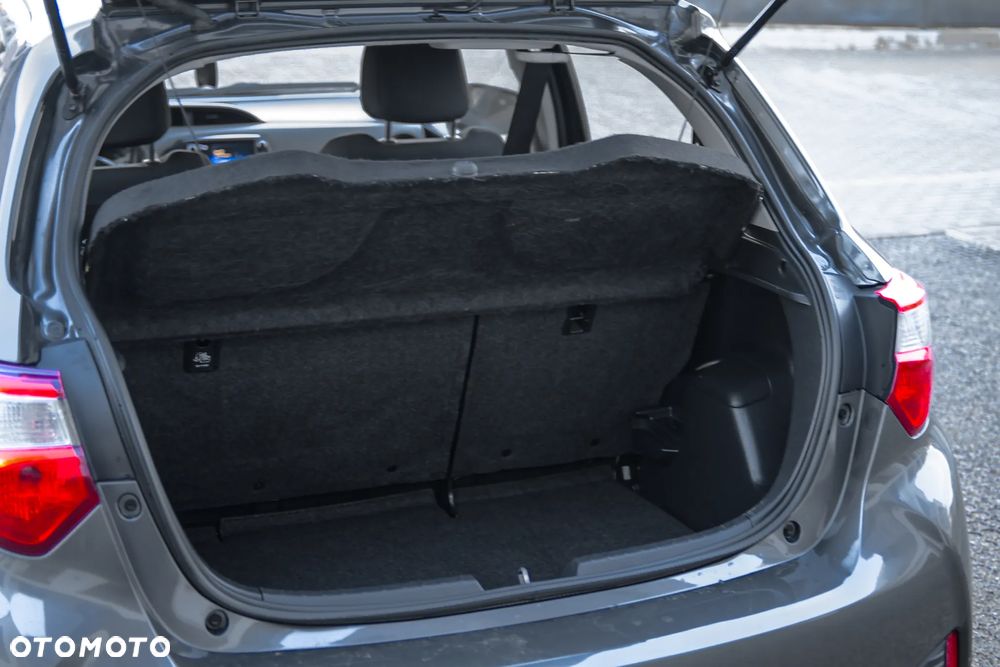 Toyota Yaris 1.5 Premium - 18