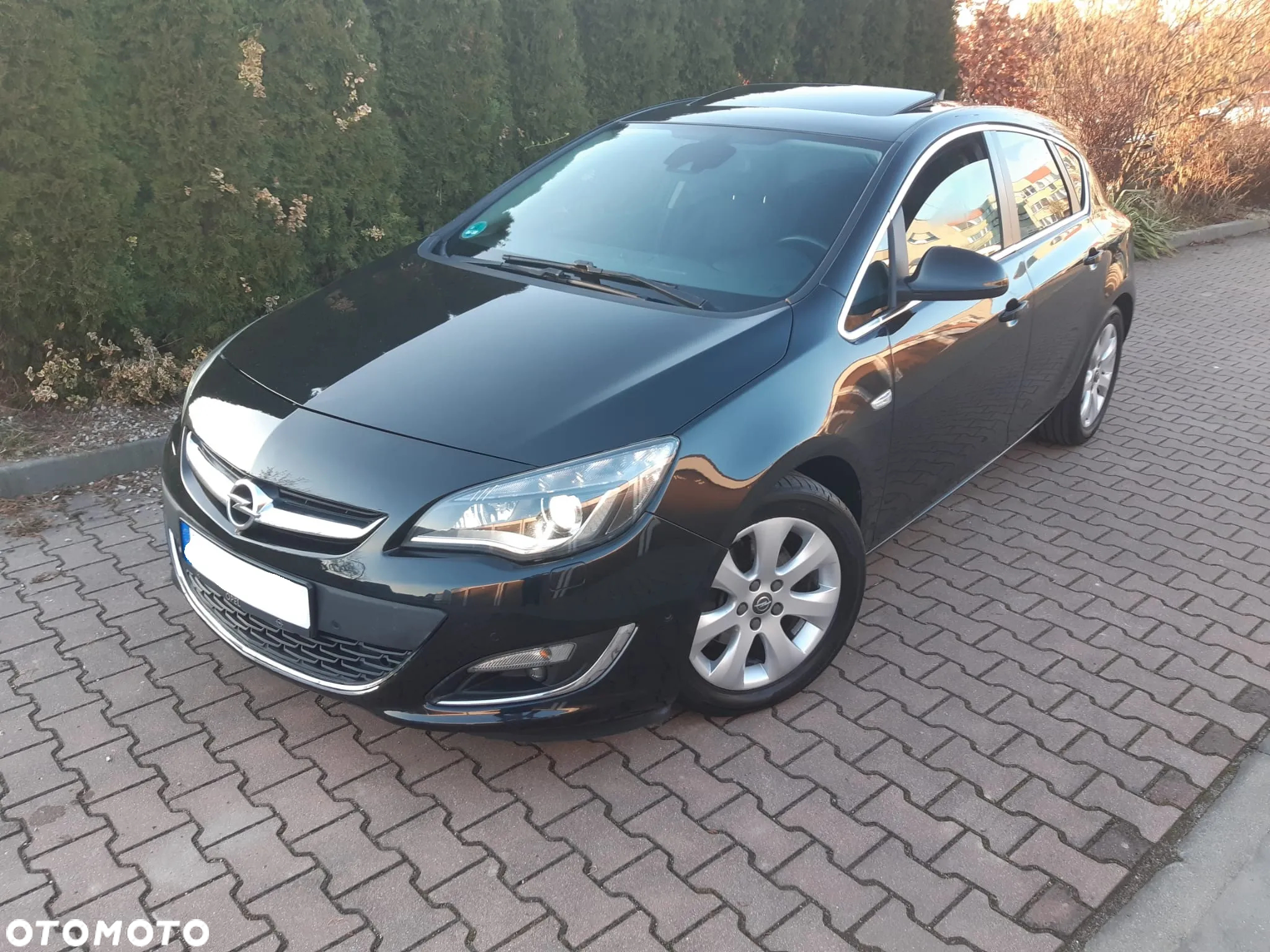 Opel Astra IV 2.0 CDTI Cosmo - 5