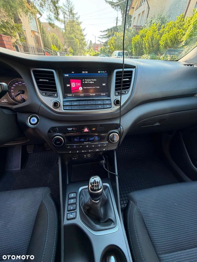 Hyundai Tucson 2.0 CRDI BlueDrive Style 2WD - 6