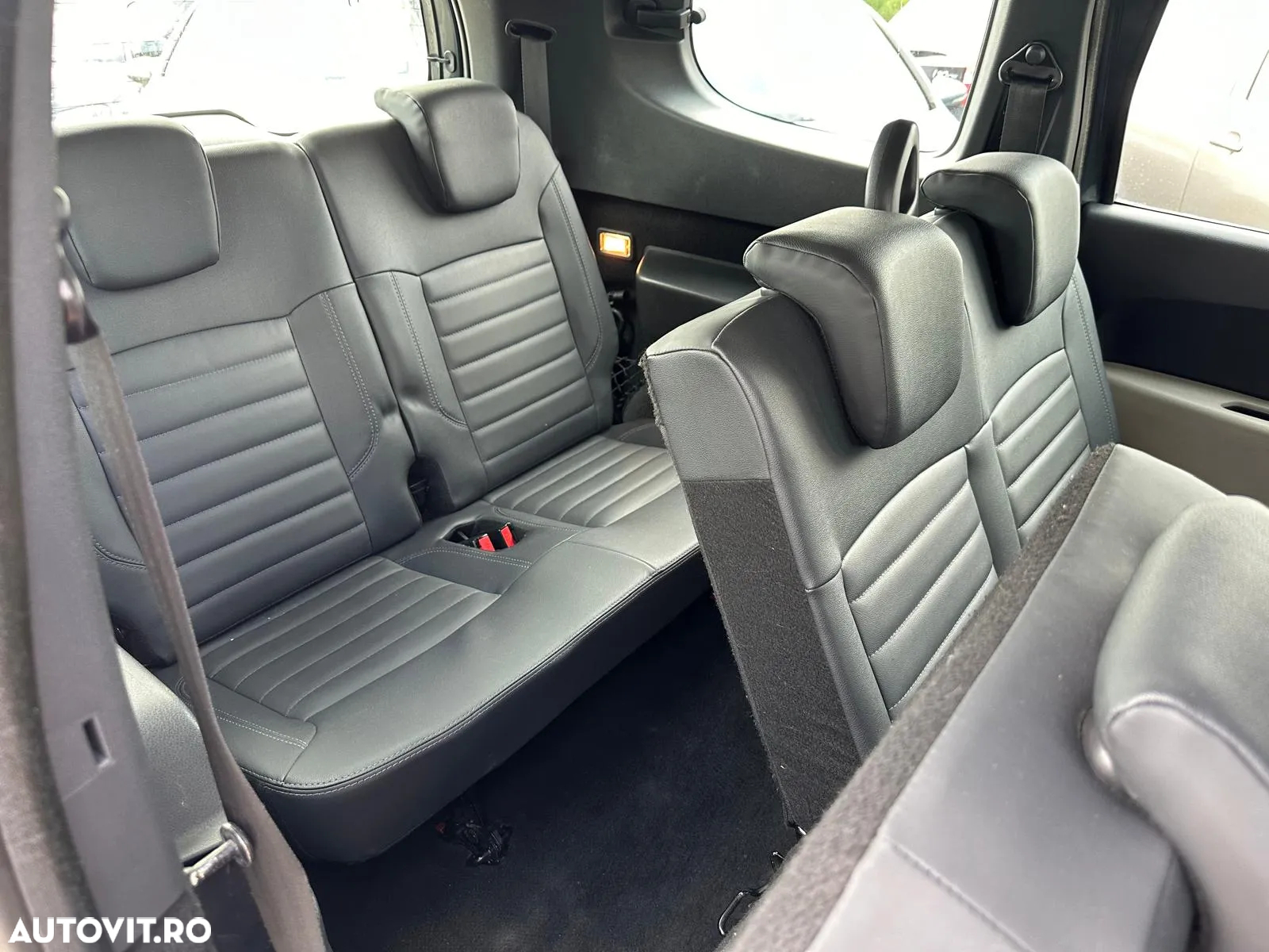 Dacia Lodgy 1.5 dCi Laureate - 17