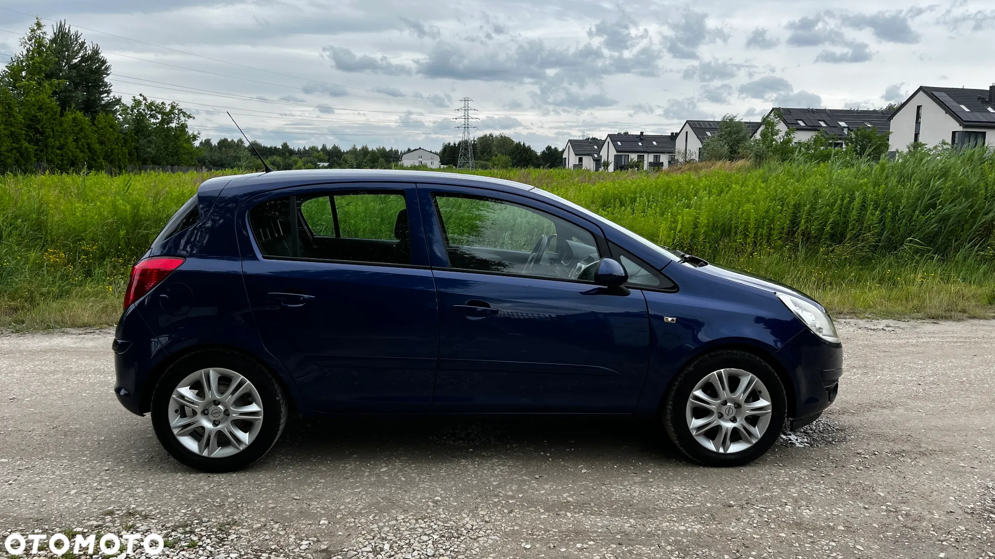 Opel Corsa 1.2 16V Enjoy - 8