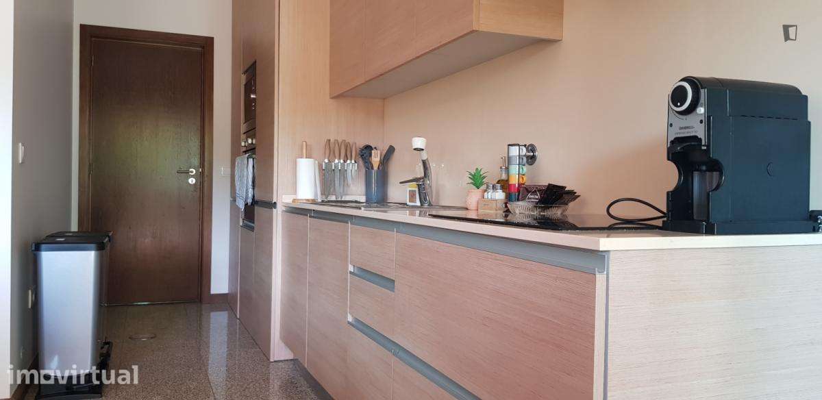 Apartamento com 1 quartos - localizado em Aveiro - Grande imagem: 2/12