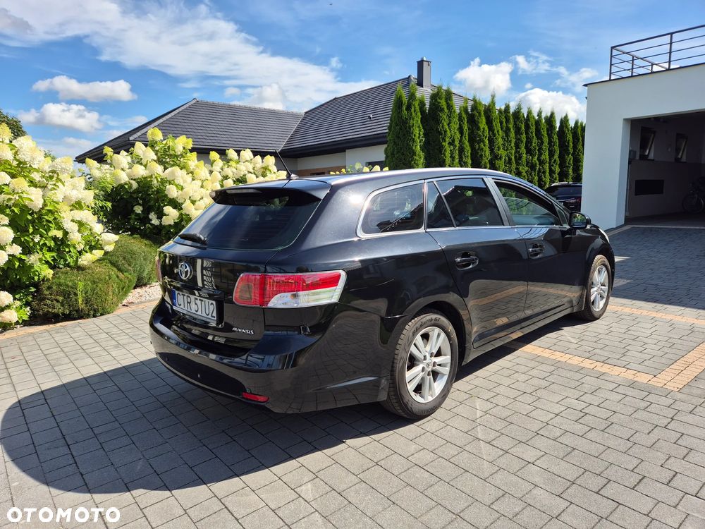 Toyota Avensis 1.8 Sol - 2