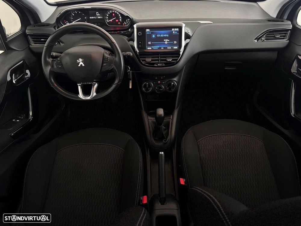 Peugeot 208 1.2 PureTech Active - 4