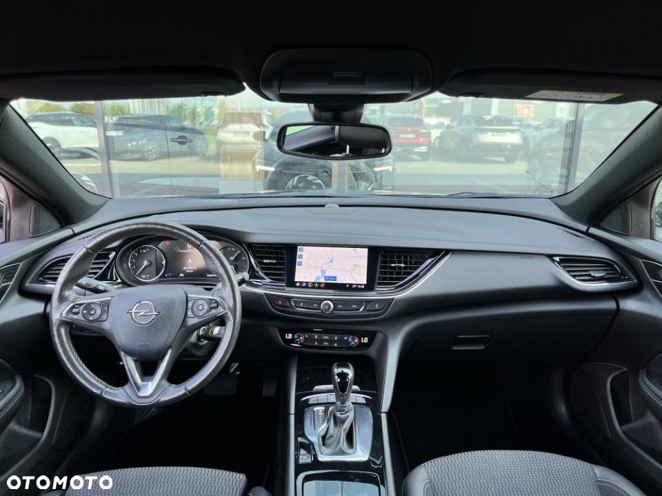 Opel Insignia - 27