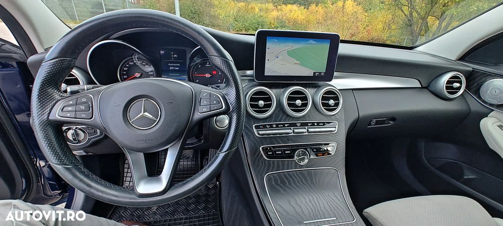 Mercedes-Benz C 250 (BlueTEC) d 4Matic T 7G-TRONIC Avantgarde - 7