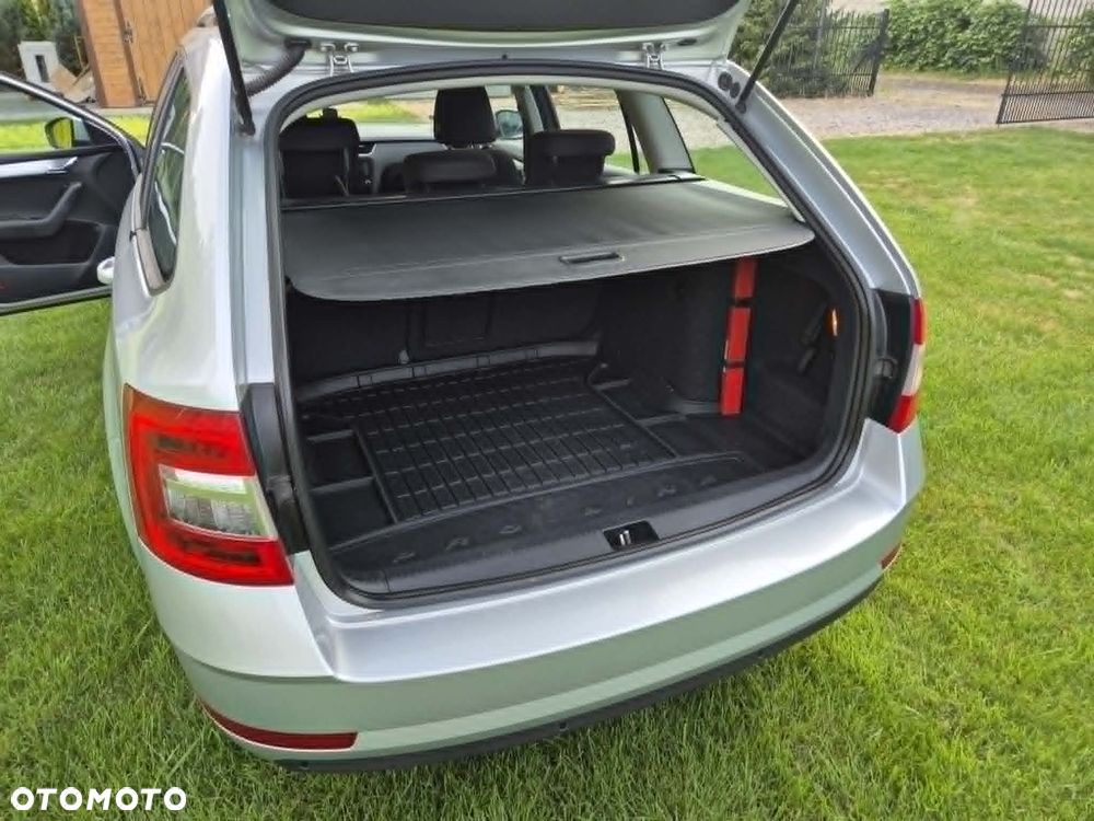 Skoda Octavia 2.0 TDI SCR Style - 9