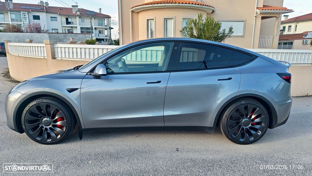 Tesla Model Y Performance Tração Integral - 2