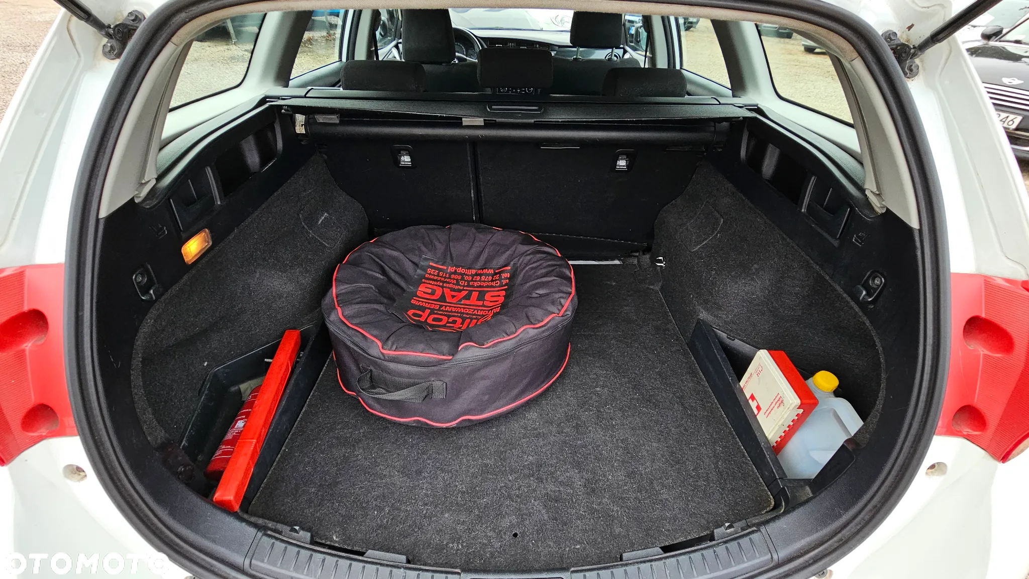 Toyota Auris 1.33 VVT-i Life Comfort - 24