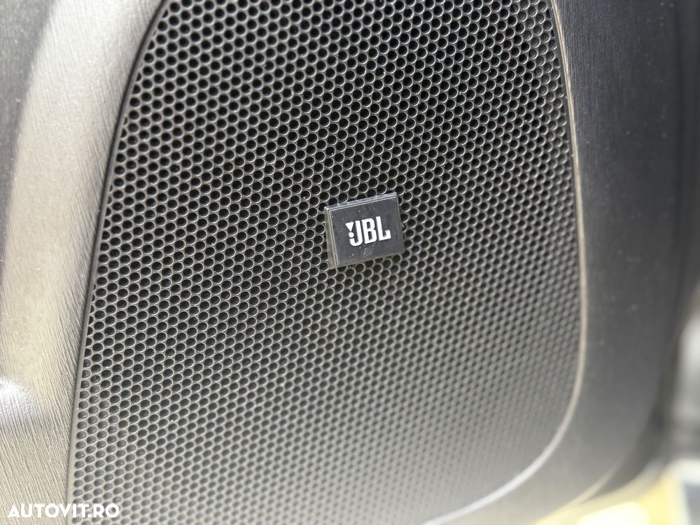 Toyota Prius (Hybrid) Luna - 16