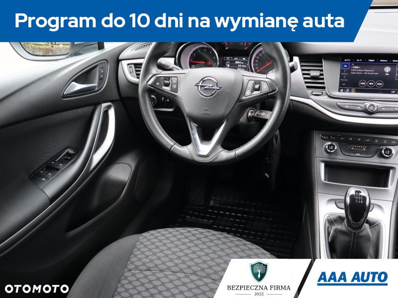 Opel Astra - 8