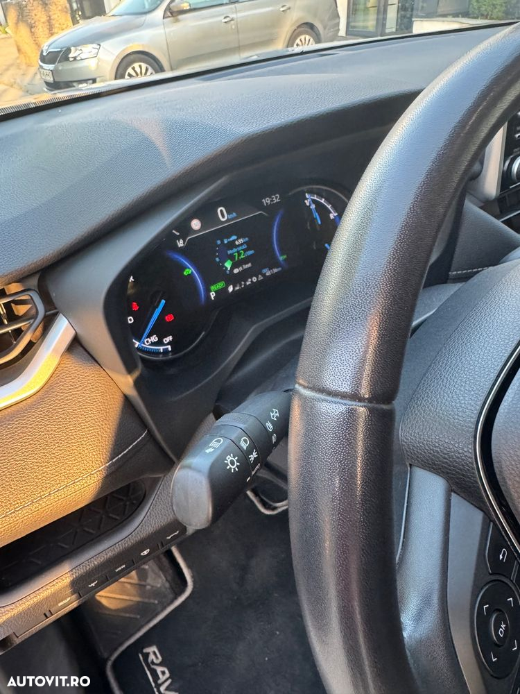 Toyota RAV4 2.5 Hybrid VVT-iE 4x4 Luxury - 11