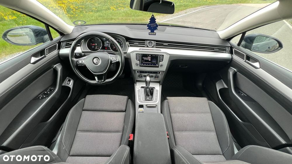 Volkswagen Passat 2.0 TDI BMT Comfortline DSG - 10