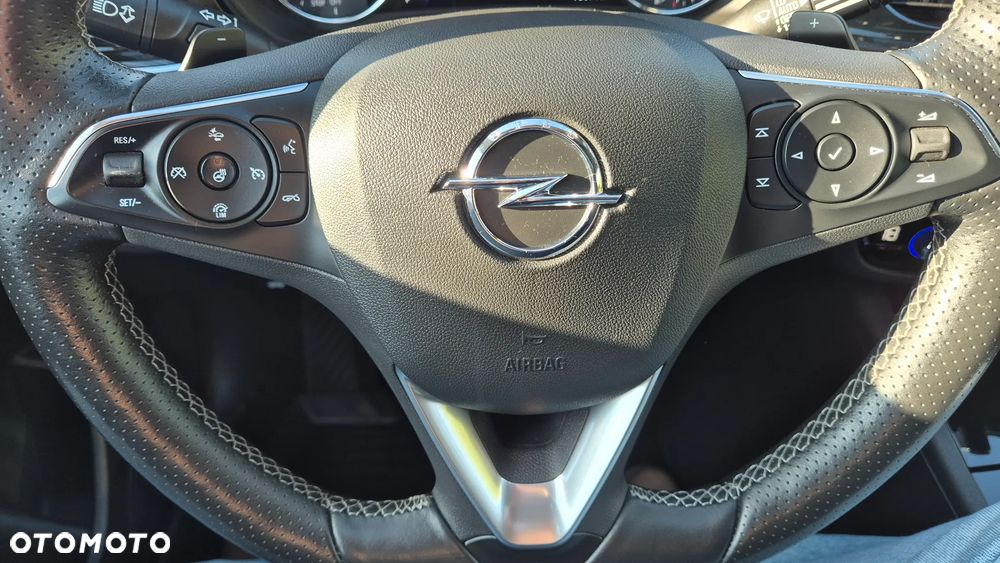 Opel Insignia 2.0 CDTI Exclusive S&S - 12