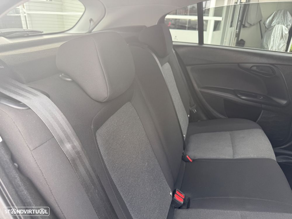 Fiat Tipo 1.3 M-Jet Street - 23
