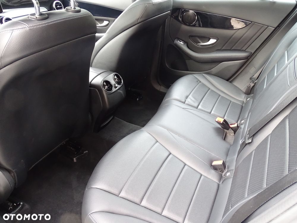 Mercedes-Benz GLC 250 4Matic 9G-TRONIC - 12