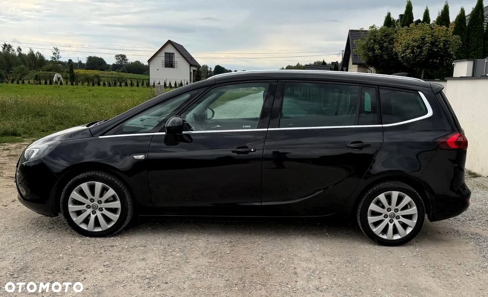 2015 Opel Zafira 2.0 CDTI Cosmo S&S, photograph 8