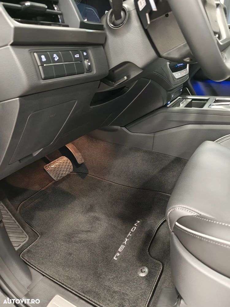 SsangYong REXTON G4 2.2 e-XDI 4WD Black Edition - 24