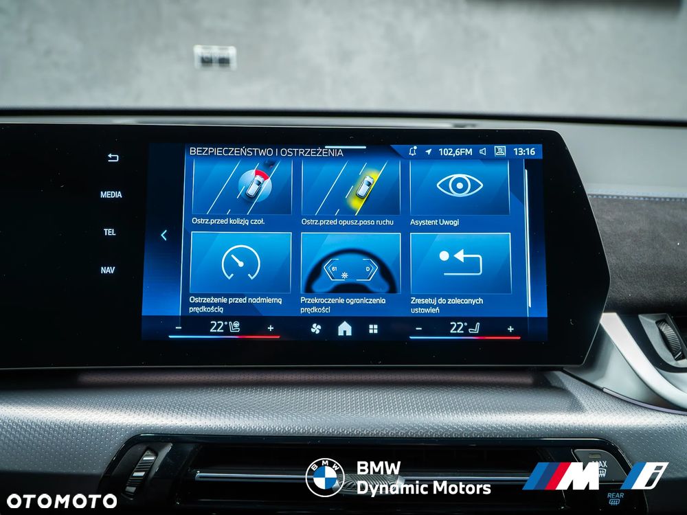 BMW iX1 eDrive20 M Sportpaket - 37