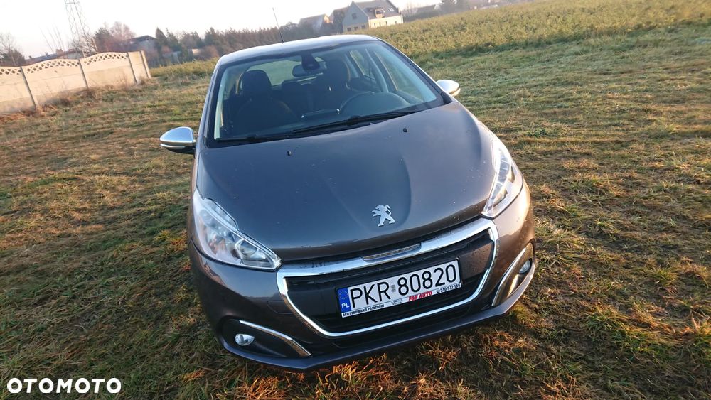 Peugeot 208 - 34