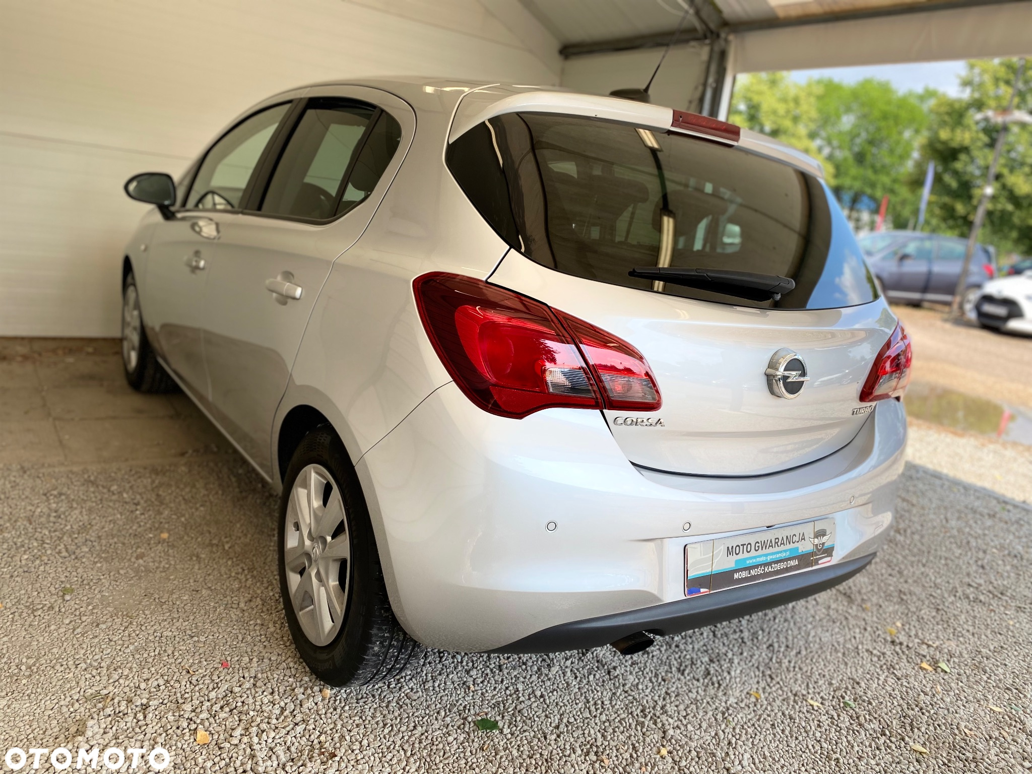 Opel Corsa 1.4 T Cosmo S&S - 28