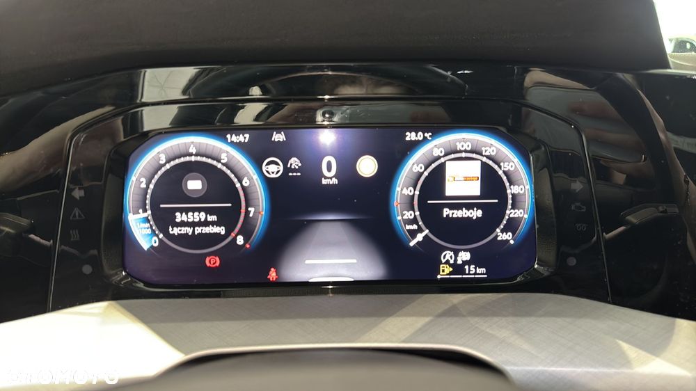 Volkswagen Golf 1.5 TSI Special Edition - 15