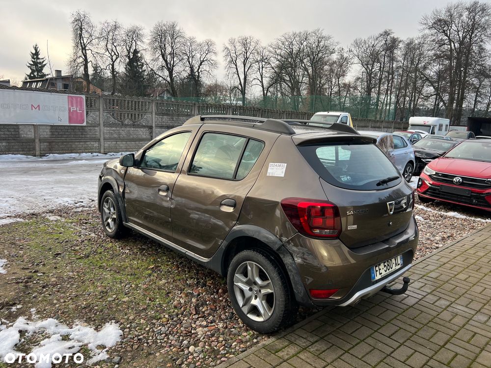 Dacia Sandero Stepway Blue dCi 95 Essential - 5