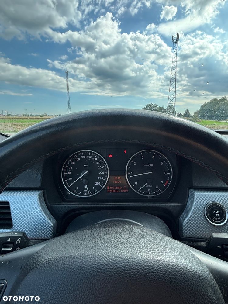 BMW Seria 3 318i - 3