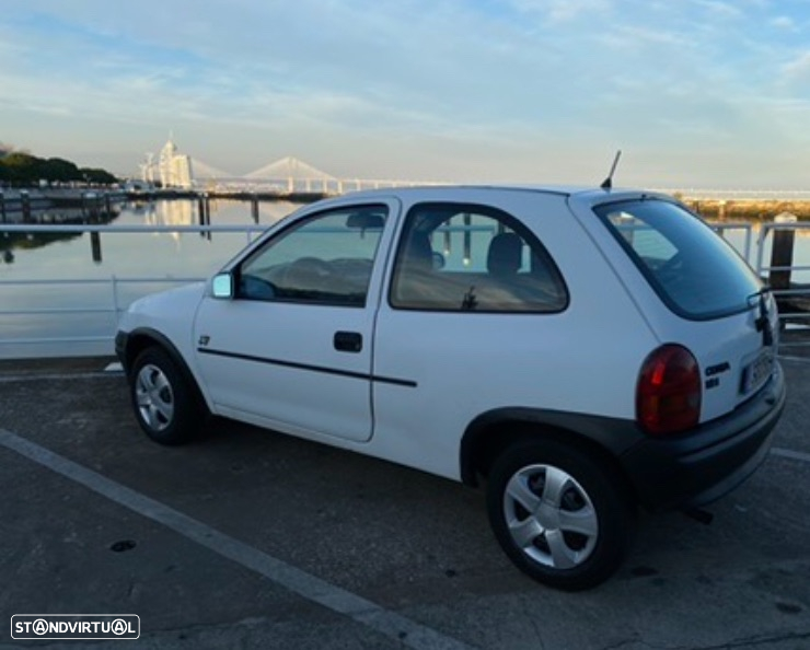 Opel Corsa 1.2 Joy - 2