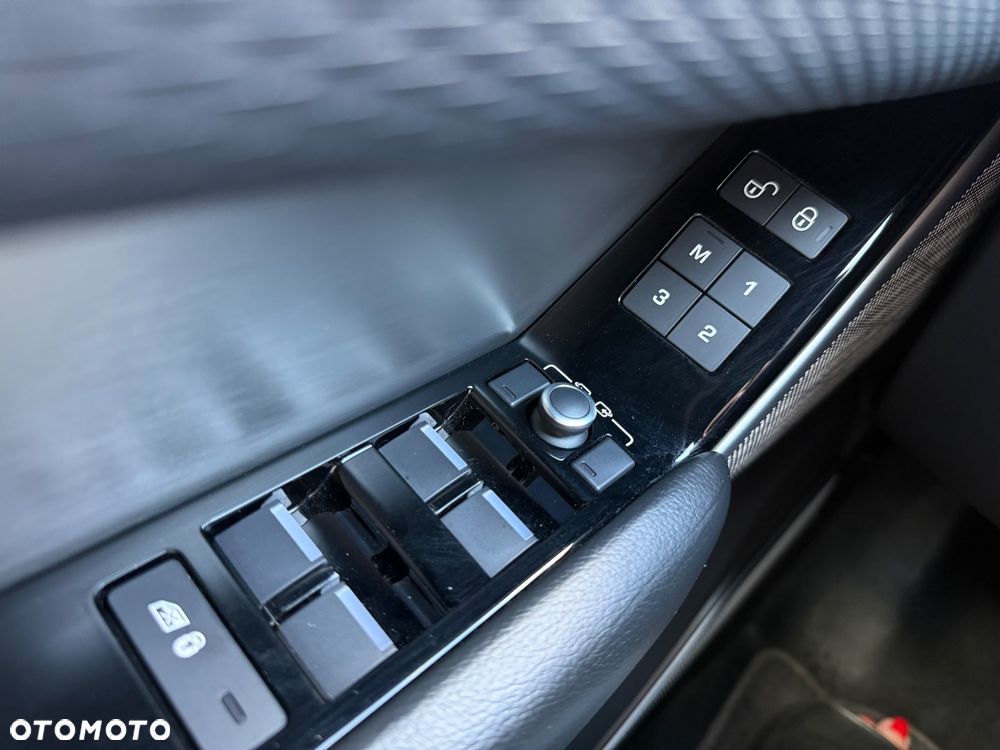 Land Rover Range Rover Velar D300 Dynamic SE - 14