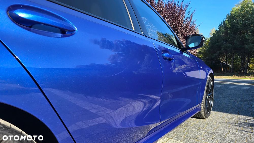 BMW Seria 3 330e xDrive M Sport sport - 14