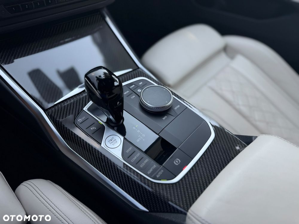 BMW Seria 3 M340d xDrive - 24