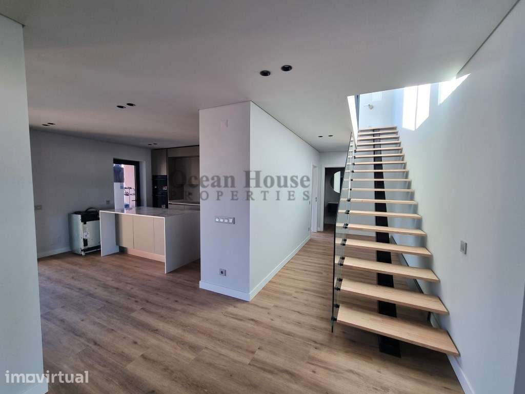 Fantástico penthouse T5 de luxo, com garagem e piscina privada - Faro - Grande imagem: 3/43