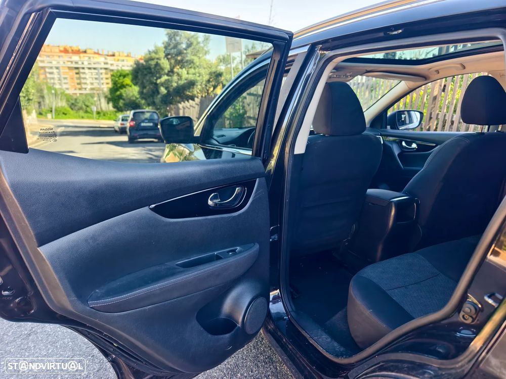 Nissan Qashqai 1.5 dCi Tekna - 12