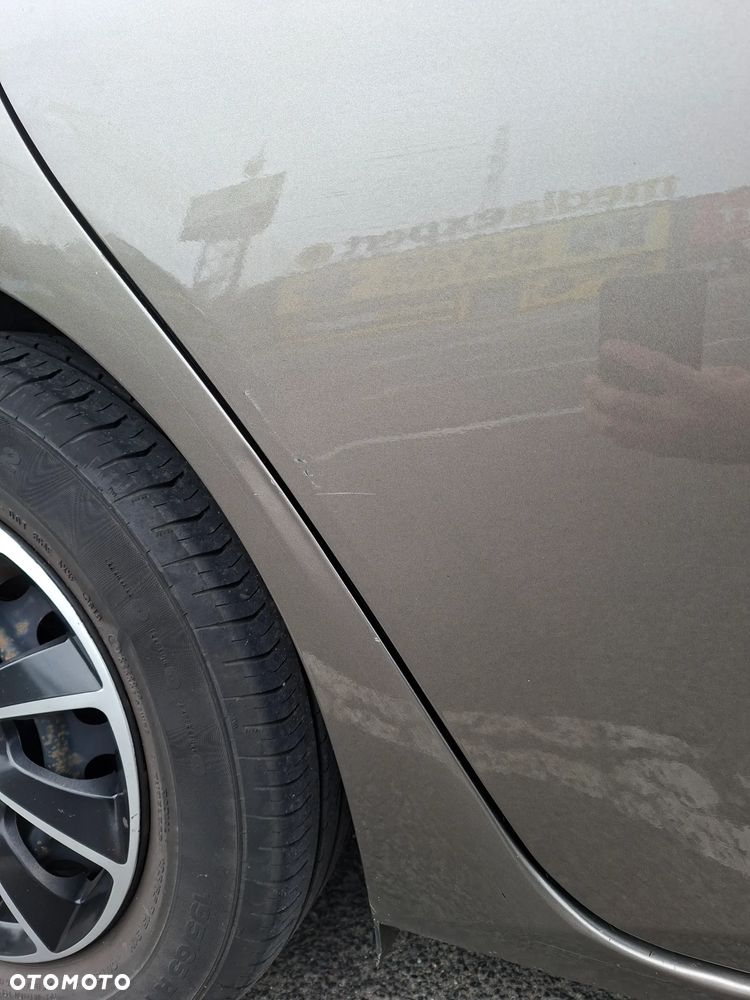Toyota Auris 1.6 Active - 6