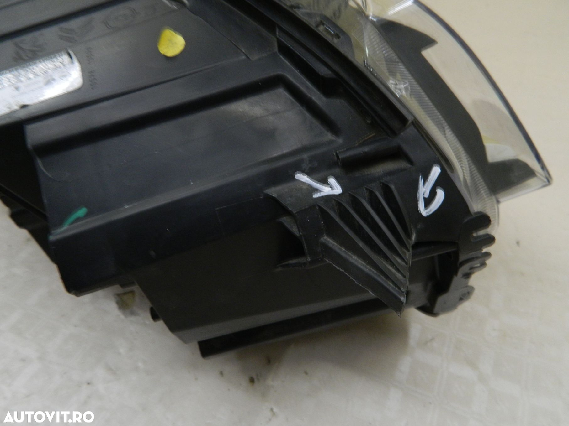 Far stanga Citroen Jumpy / Opel Vivaro Halogen, 2016, 2017, 2018, 2019, 2020, 2021, 2022, 2023, cod origine 9832837680-00. - 10