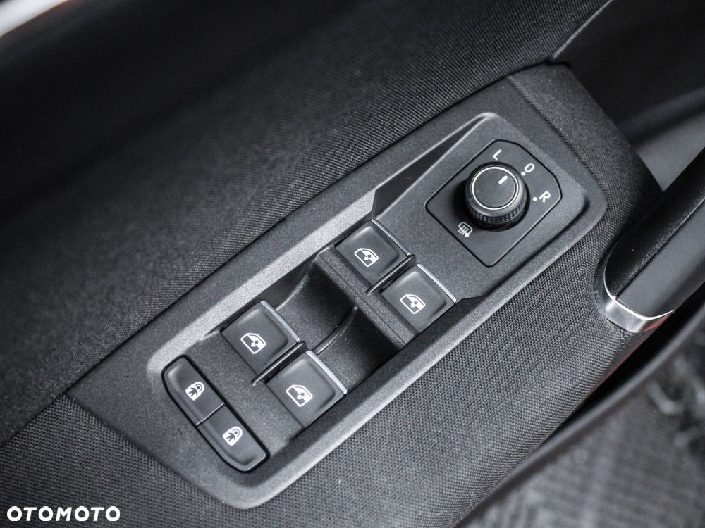 Volkswagen Touran 2.0 TDI BMT Highline - 12