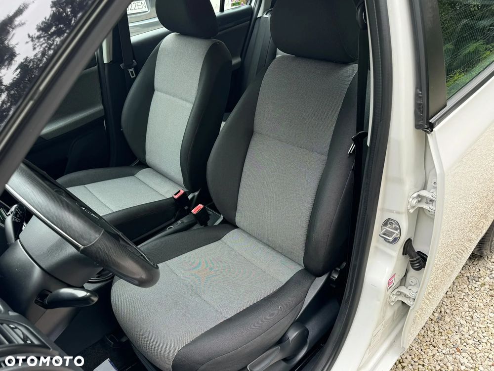 Skoda Fabia - 10