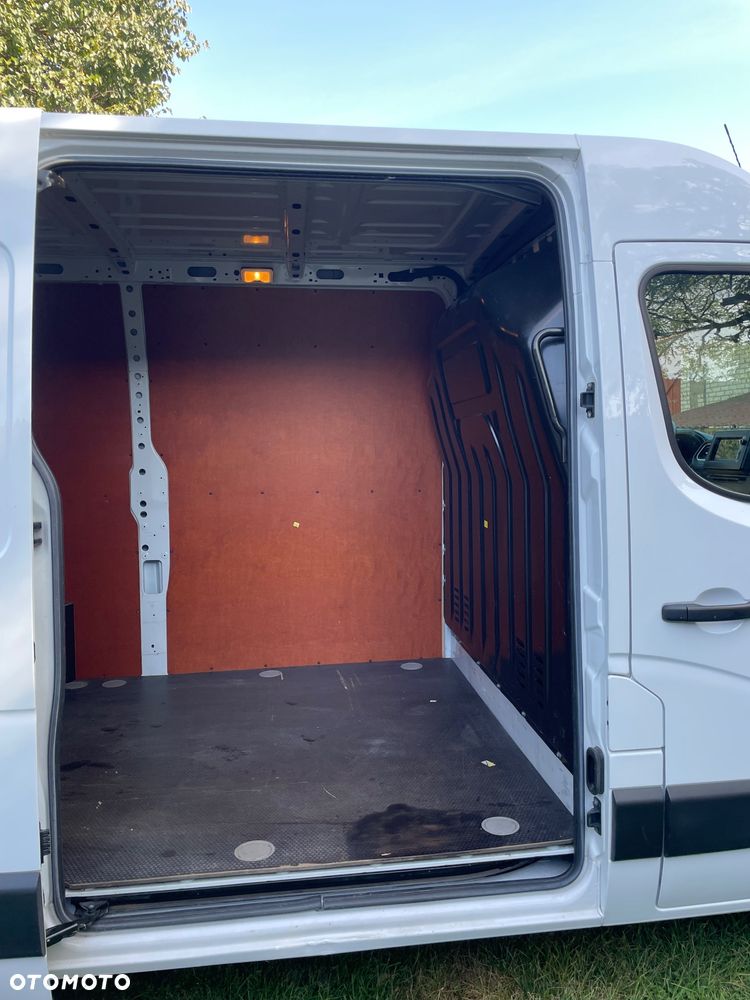 Renault Master - 22