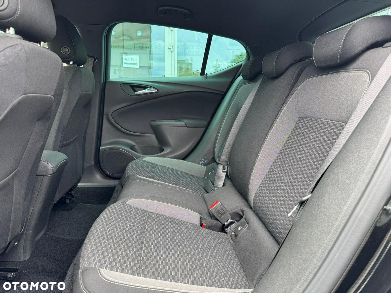 Opel Astra - 14