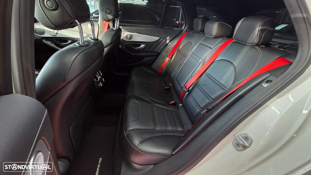 Mercedes-Benz C 63 AMG Standard - 15