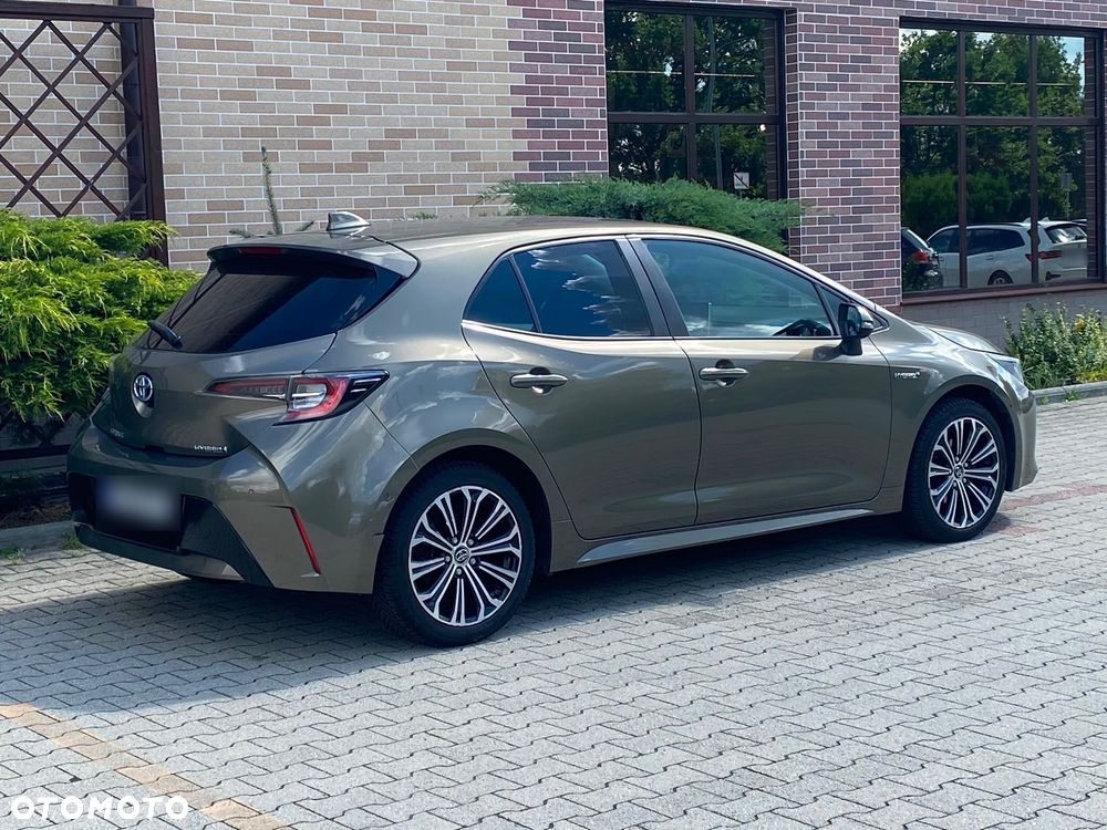 Toyota Corolla 1.8 Hybrid Executive - 10