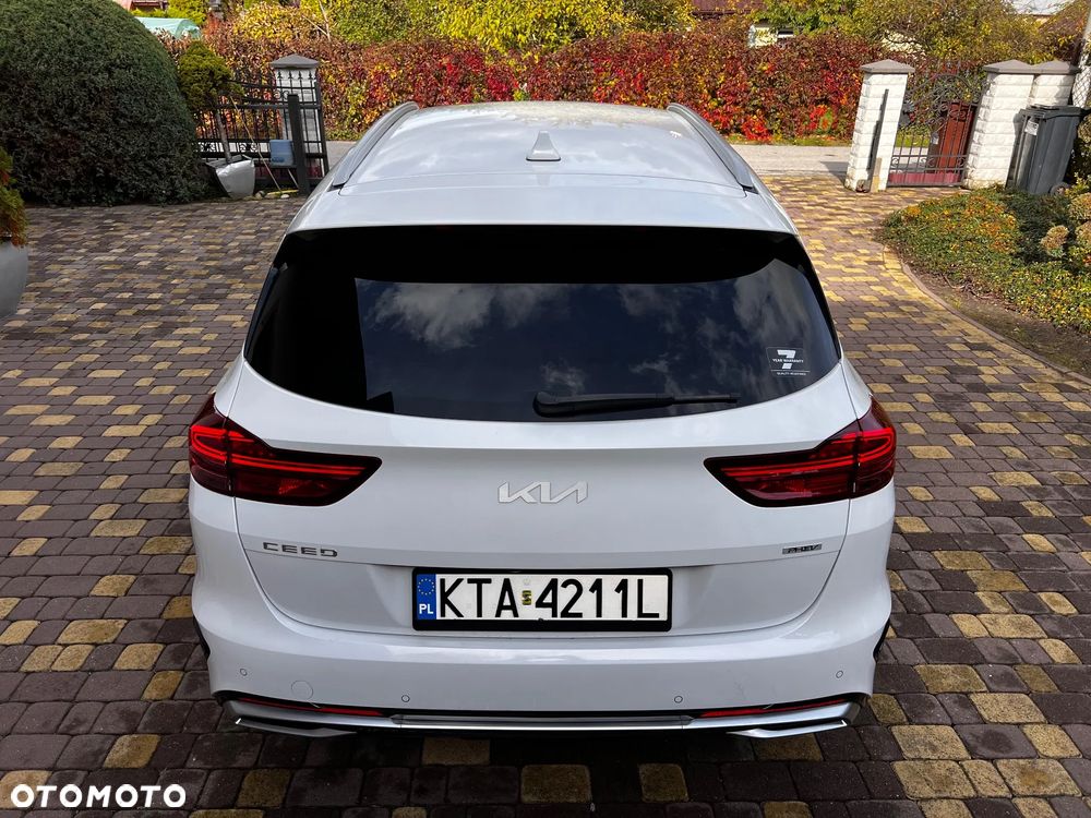 Kia Ceed 1.6 GDI DCT OPF Spirit - 14