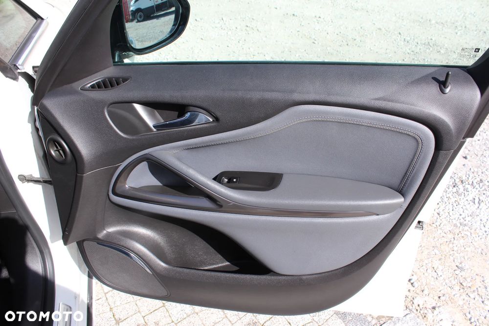 Opel Zafira - 23