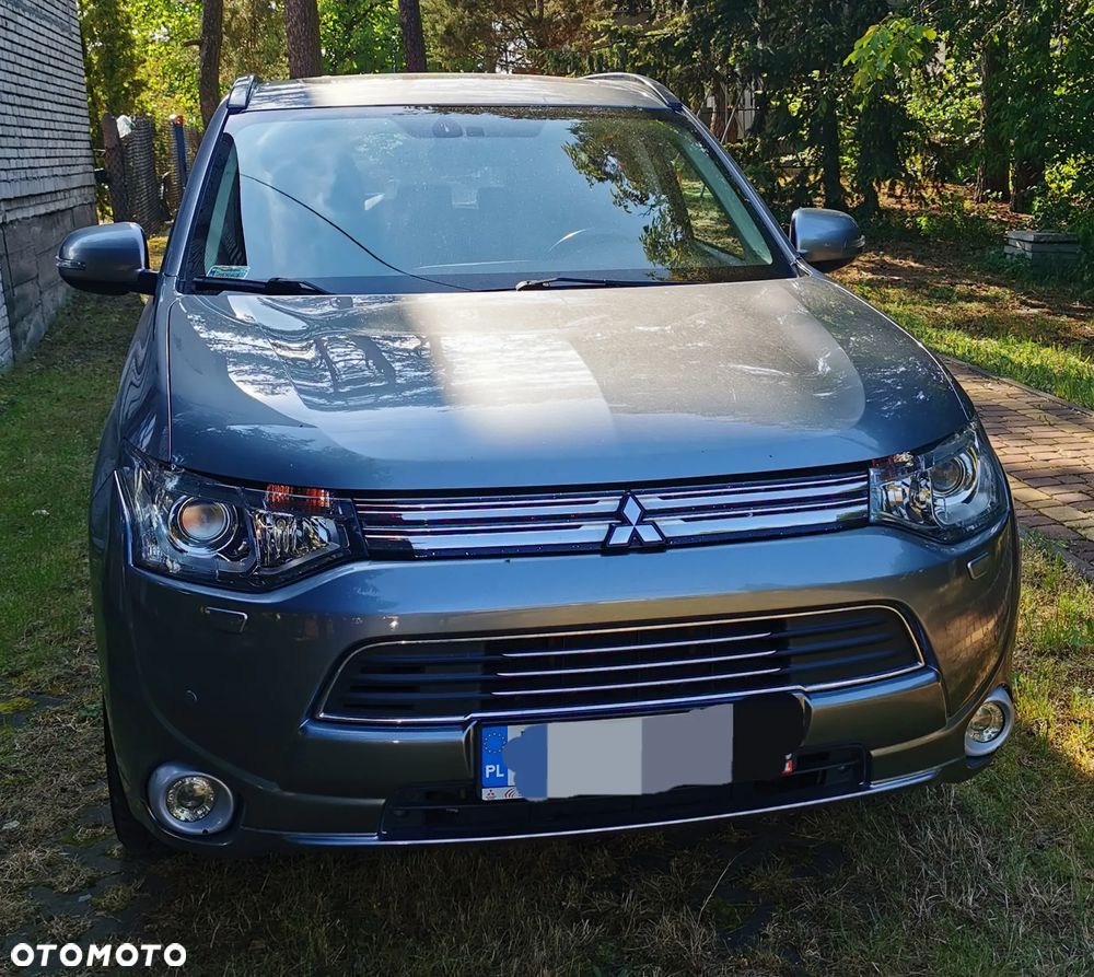 Mitsubishi Outlander 2.0 4WD Plus - 1