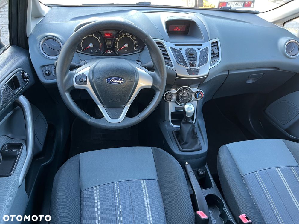Ford Fiesta 1.25 Ambiente - 10