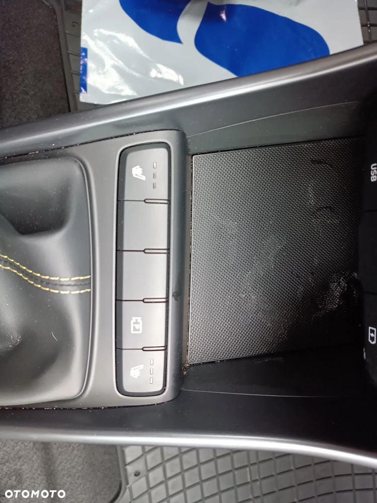 Hyundai i20 - 23