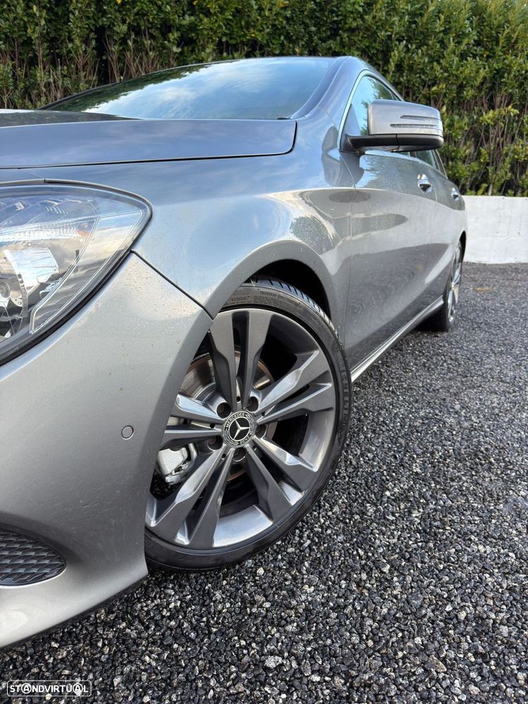 Mercedes-Benz CLA 180 - 18