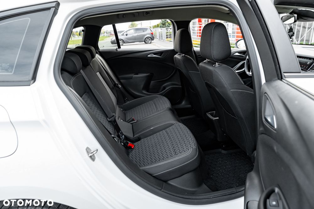 Opel Astra 1.6 D Start/Stop Business - 21