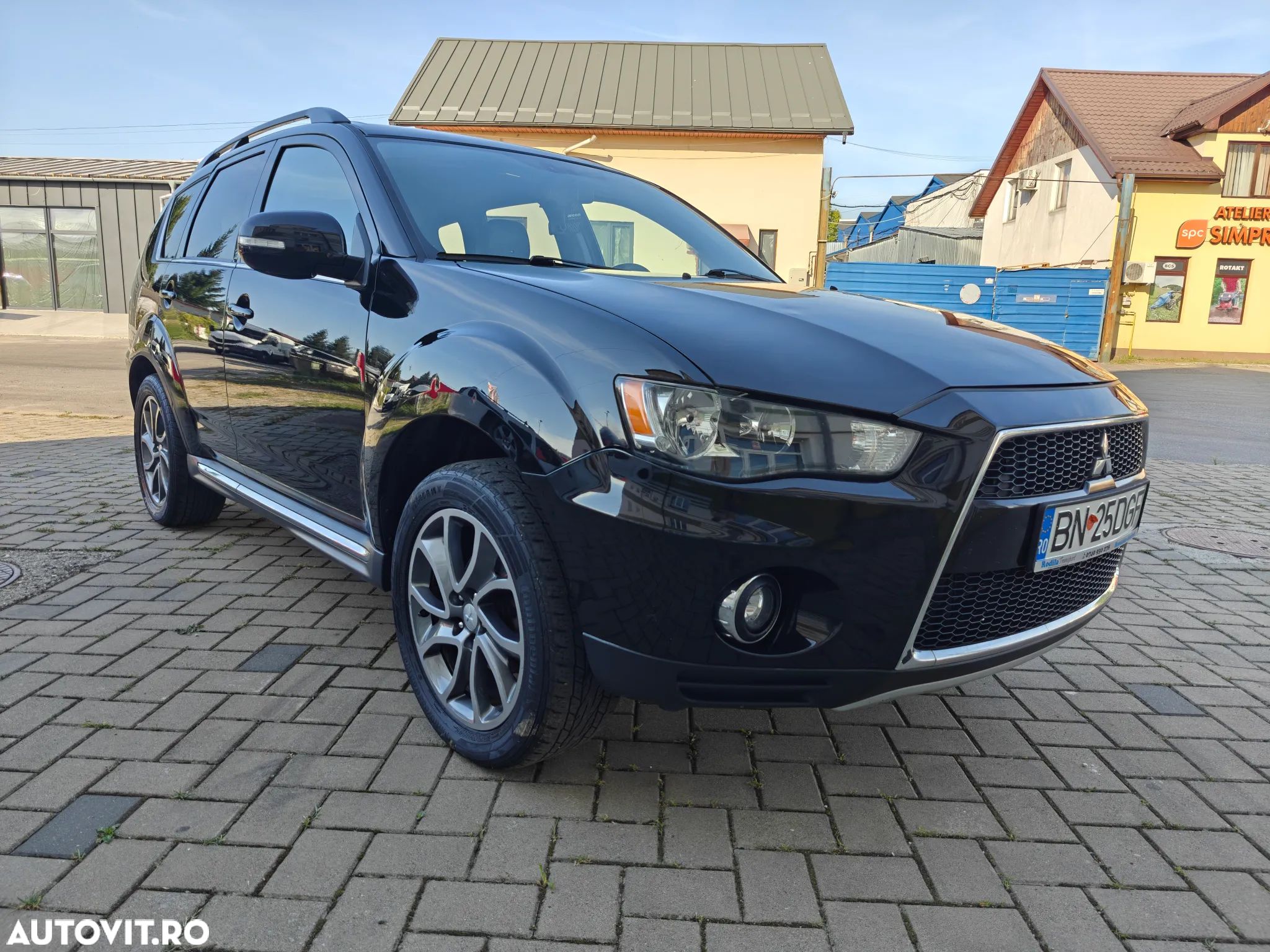 Mitsubishi Outlander 2.2 DI-D 4WD Instyle - 1
